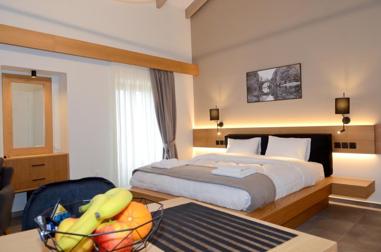 Roloi Suites Nafpaktos Dış mekan fotoğraf
