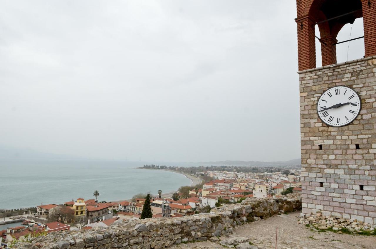 Roloi Suites Nafpaktos Dış mekan fotoğraf