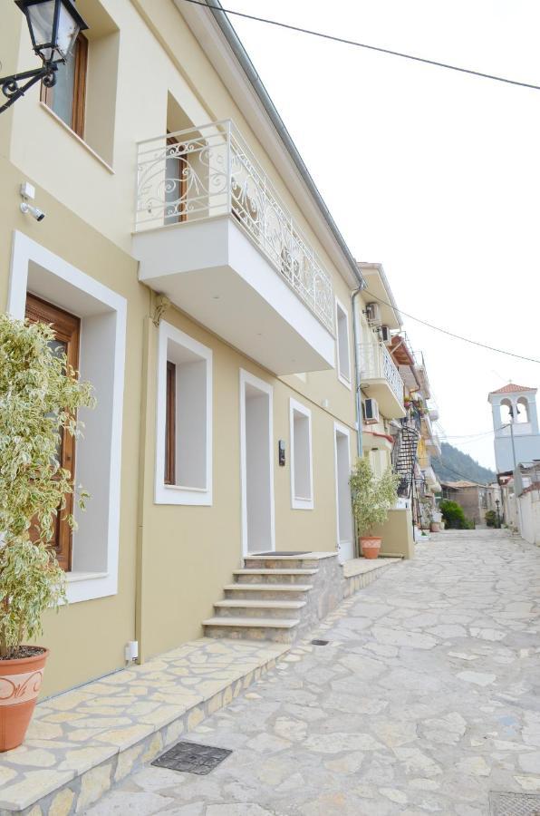 Roloi Suites Nafpaktos Dış mekan fotoğraf